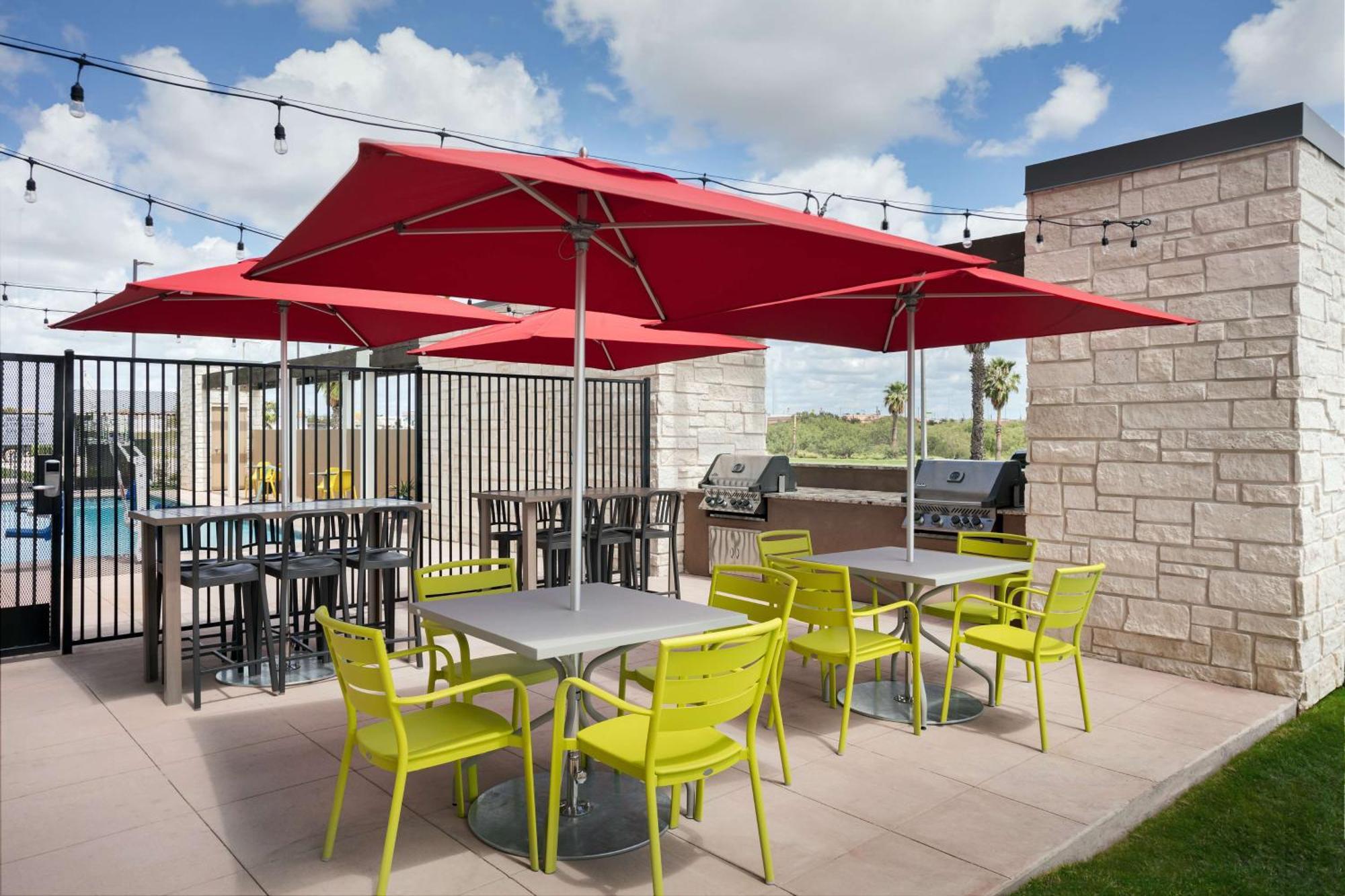 Home2 Suites By Hilton Laredo North Exterior photo