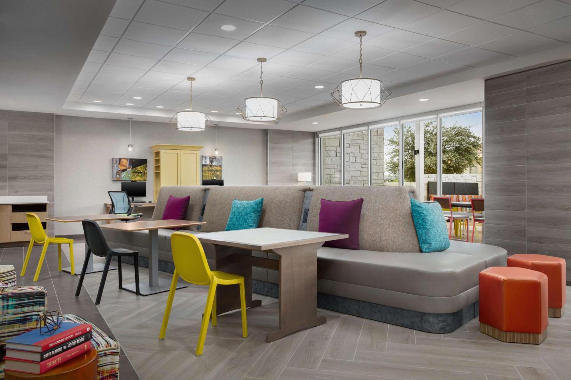 Home2 Suites By Hilton Laredo North Exterior photo